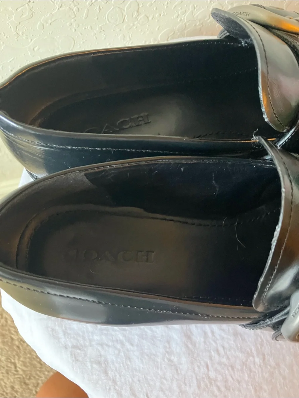 Coach: Black Grand (G2448) Leather Silver Tone Buckle Lug Loafer Slip-On Shoe- 9